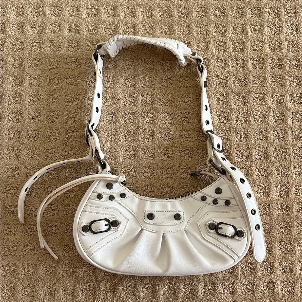 Stylish White Leather Women's Bag